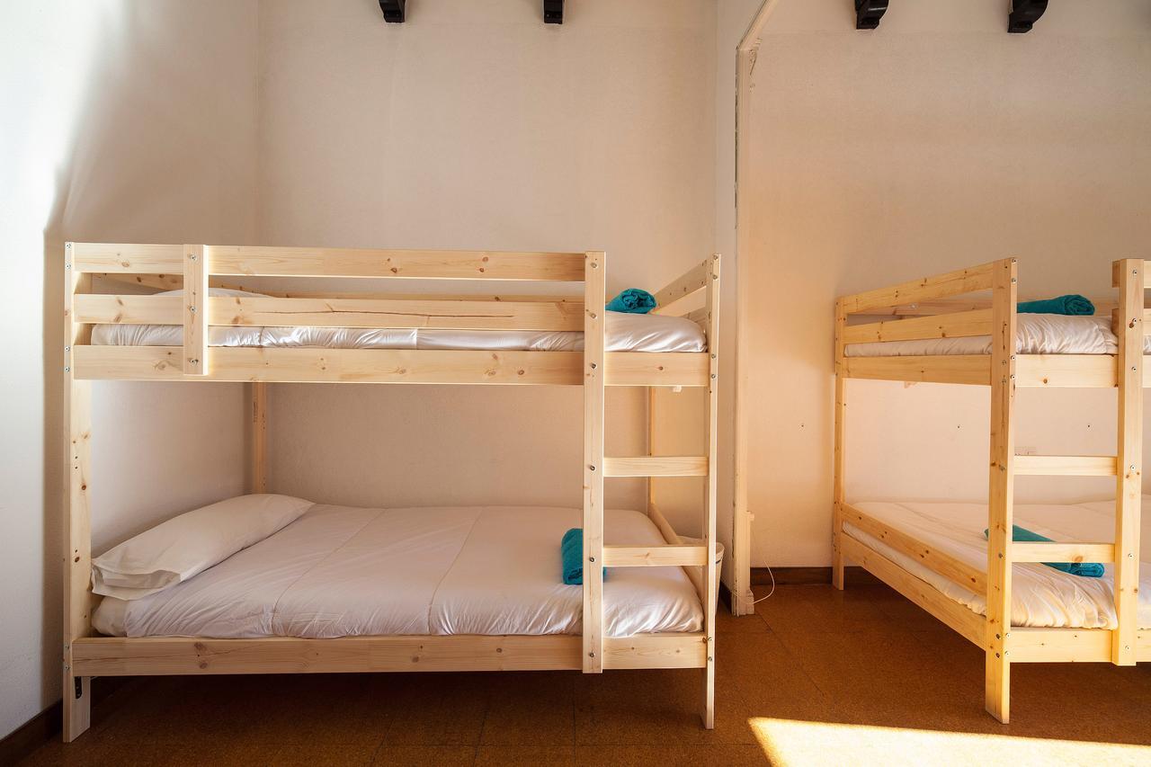 Bed In Girona Bed & Breakfast ภายนอก รูปภาพ