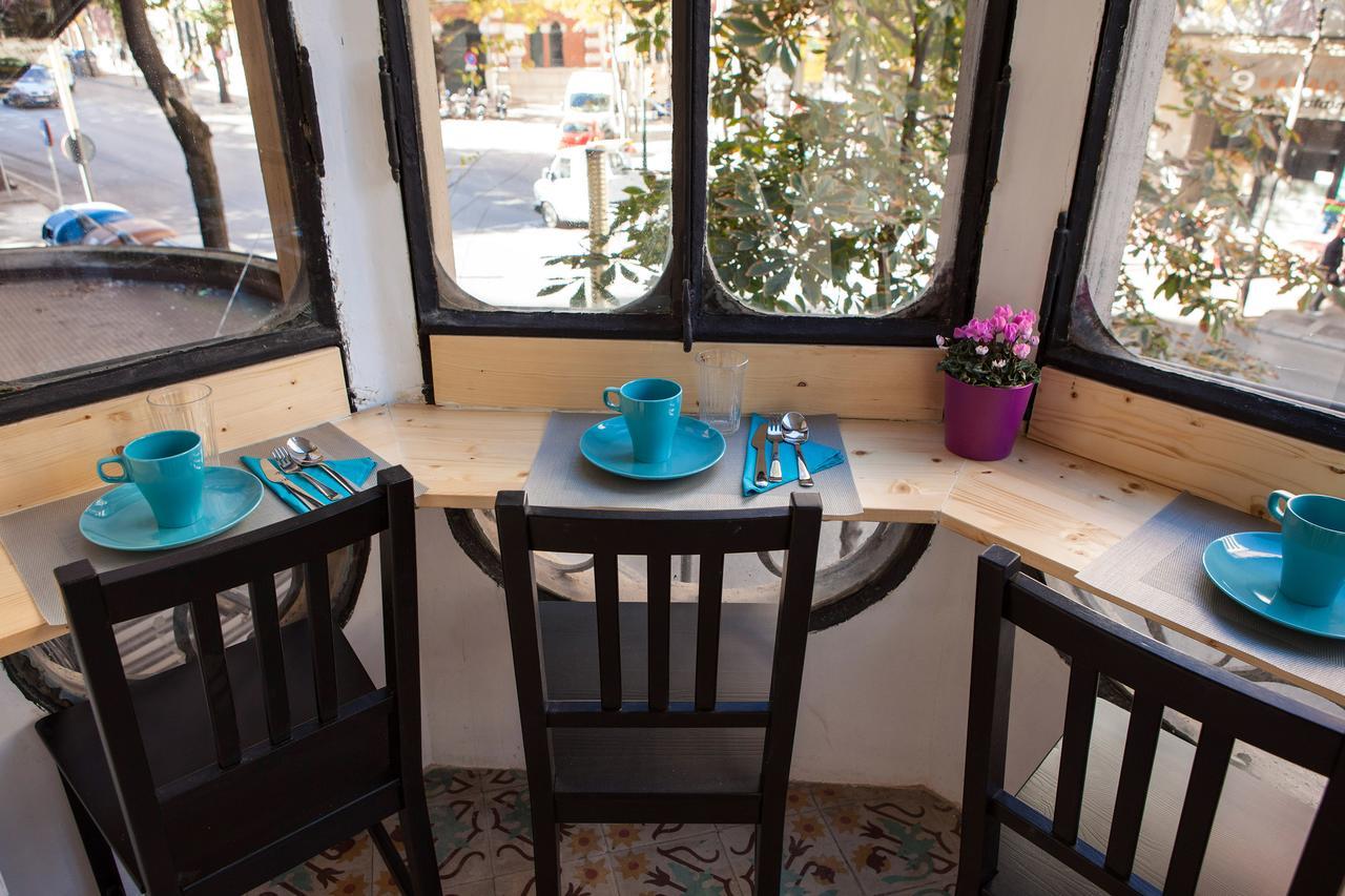 Bed In Girona Bed & Breakfast ภายนอก รูปภาพ